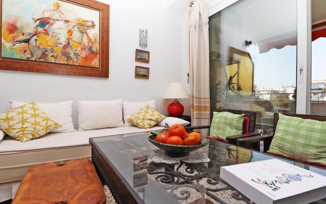 Del Parque Flats Castillo