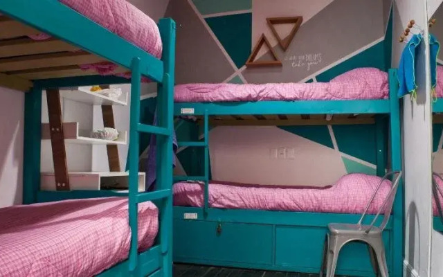 El Viajero Downtown Hostel & Suites
