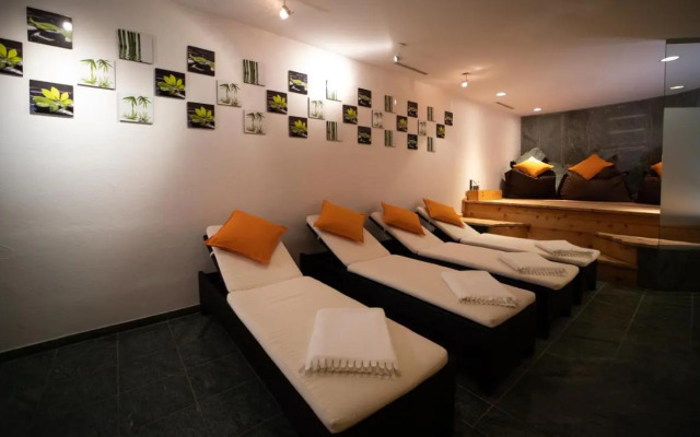 Club House 17 - One Bedroom