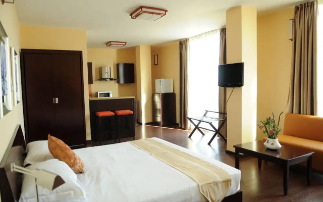 Desty  Hotel