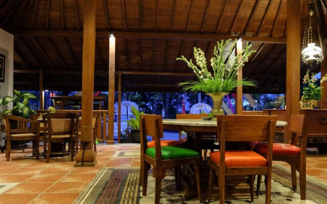 Kemboja Bed and Breakfast Cafe