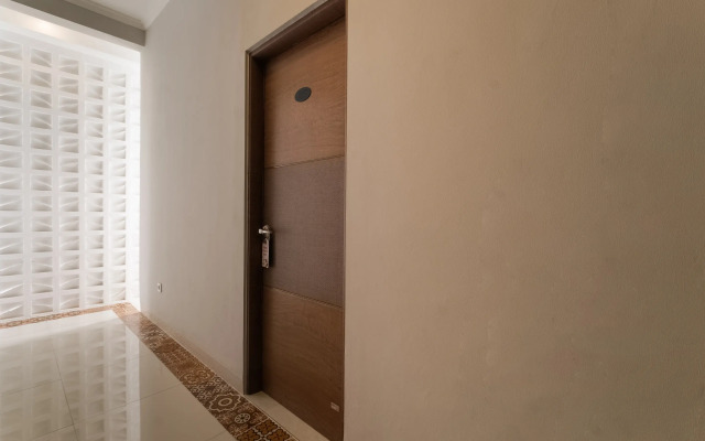 Super OYO Collection O 90023 Damar Kusumo Guest House
