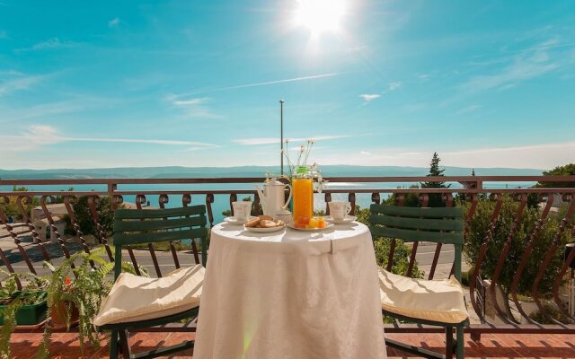 Franka - Beautiful sea View & Parking - A3