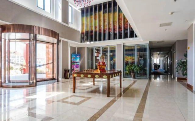 Gela Dandong Business Hotel (VIP Building)