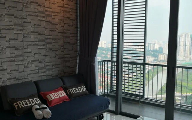 Midvalley Vogue Suites at KL Eco City