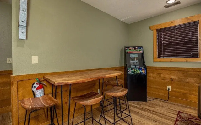 Luna Bear Lodge