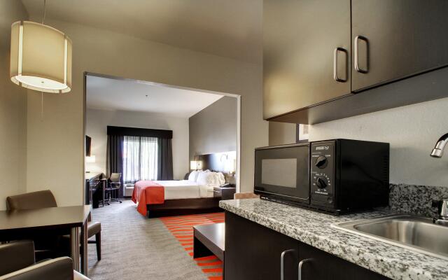 Holiday Inn Express Hotel & Suites Meridian, an IHG Hotel