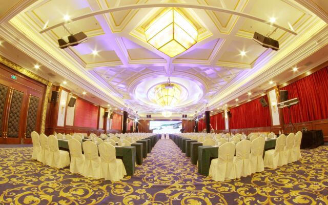 Enrichee Gloria Plaza Hotel Qingdao