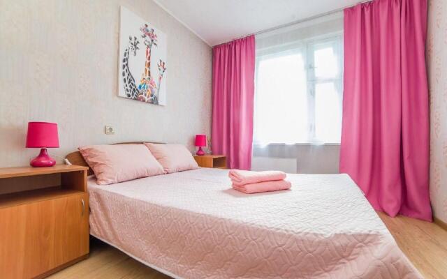 Европа Центр на улице Индустрии