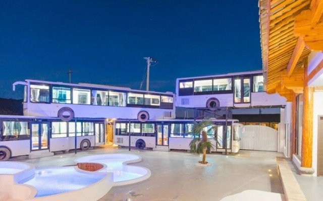 Lijiang Mountain View Homestay