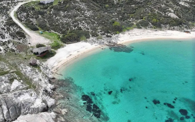 The Diamond of Kriaritsi private pools