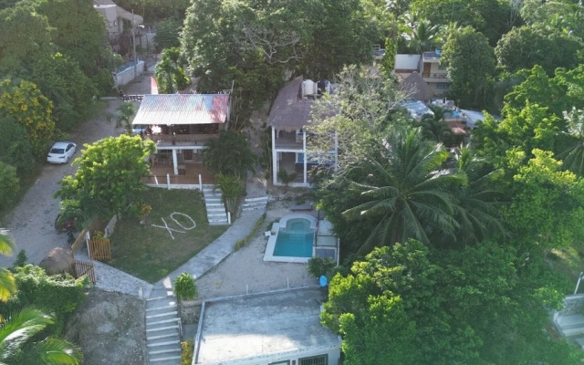 XO Frente Laguna Bacalar -Gratis Kayyaks