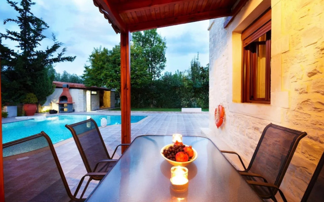 disCrete Villa Loutra