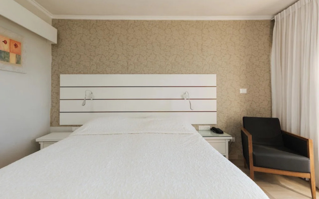 Residence Beach Hotel