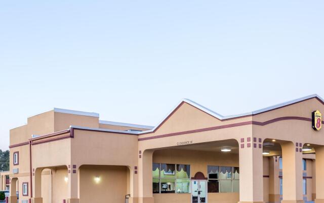 Motel 6 Forsyth, GA – Tift College