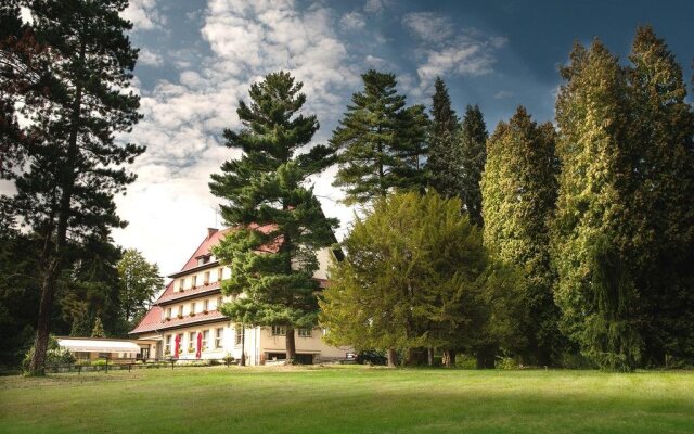 Parkhotel Skalní město