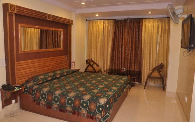 Cosmos Hotel