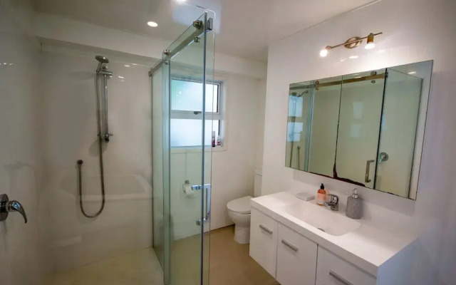 Centrally Located 1 Bedroom Apartment in Auckland