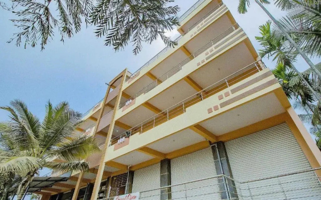 P N K Suites by OYO Rooms