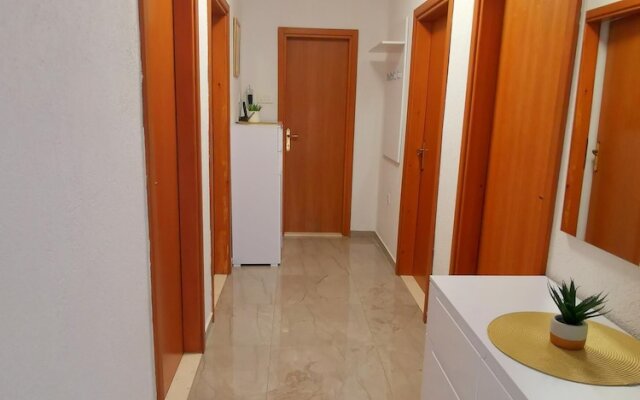 Apartment Ani