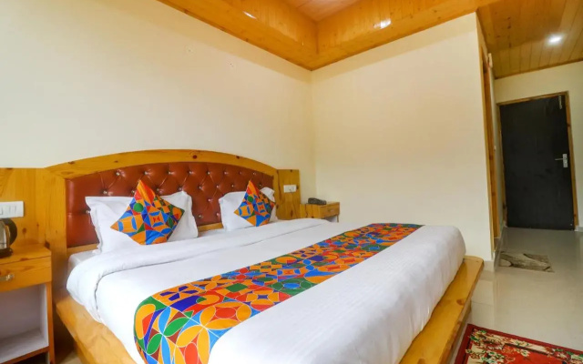 FabHotel Castle Rock Vashisht