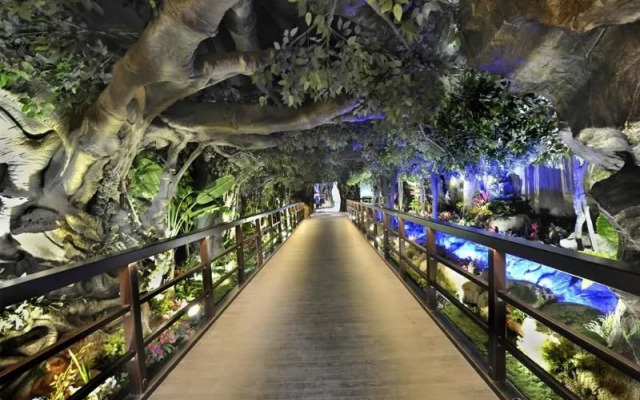 Lavender Garden, Howard Johnson International Hotel Kunming Flower City