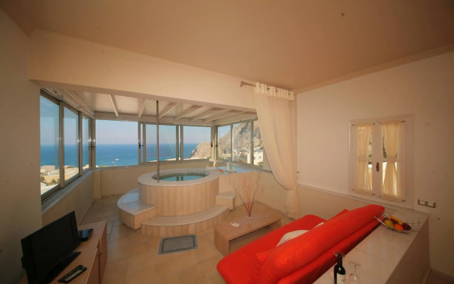 Hotel Antinea Suites & SPA