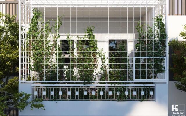 Pin Poshtel