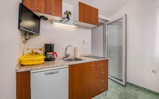 Stunning Apartment in Brzac With Wifi and 1 Bedrooms