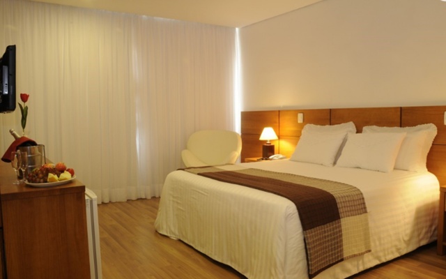 Shelton Hotel