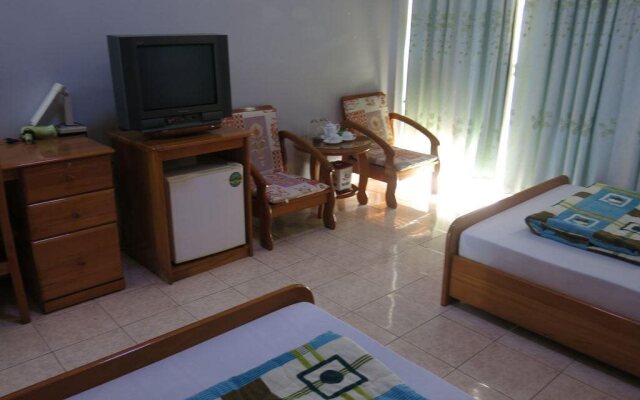 Nha Khach So 2 Guest House