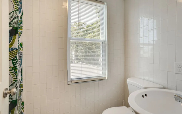 Wilmington Home ~ 28 Mi to Downtown Philadelphia!