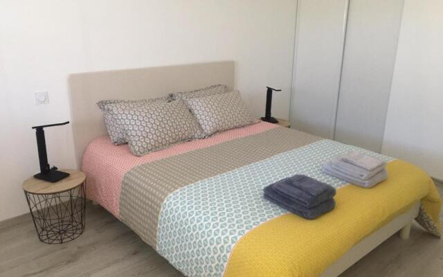 Appartement neuf 2 chambres avec terrasse Vue Mer
