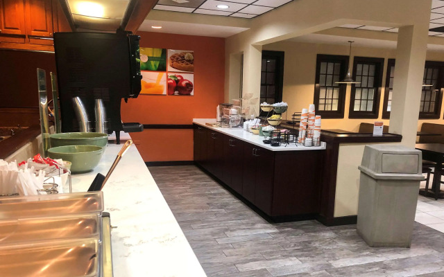 Quality Inn Morganton Southeast