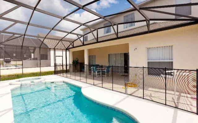 Disney Area Executive Plus Homes