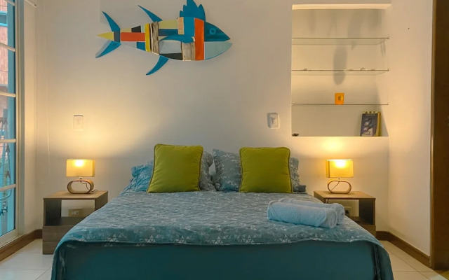 Quiet Apartment one Block From the Beach