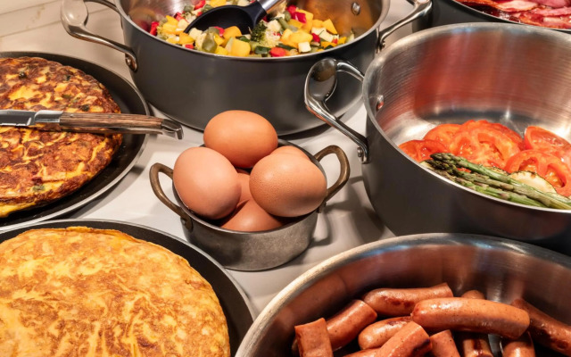 Catalonia Puerta Del Mar