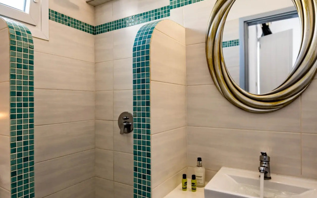 Join Us Low Cost Rooms