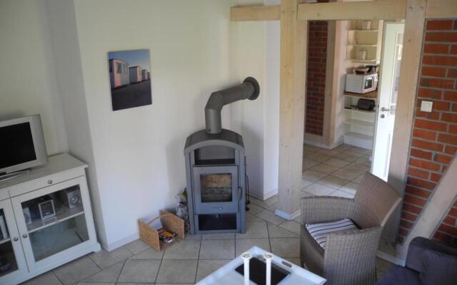 Alte Fischerkate und Möwennest