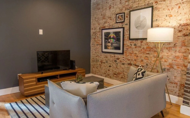 Modern & Cozy Philly Apartment - Perfect Location!