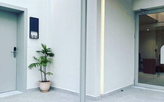 Balance Accommodation