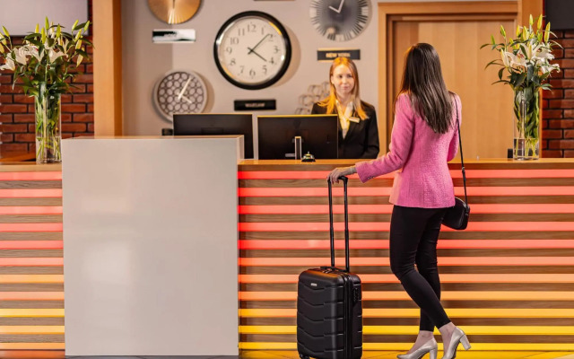 Mercure Wiazowna Brant