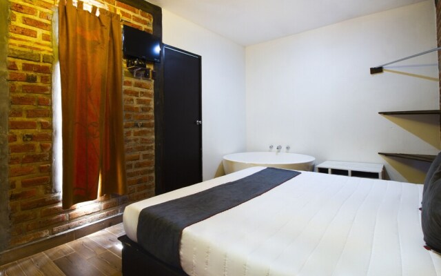 Hotel Cabañas Azul Tequilana