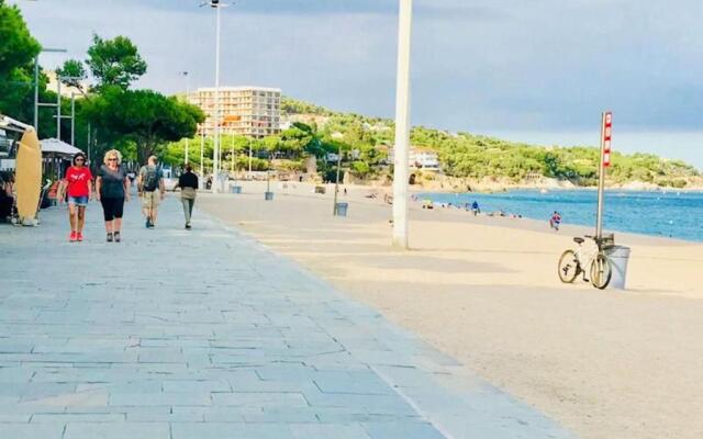 Investingspain Studio Beach Paradise Front sea Views on the Beach