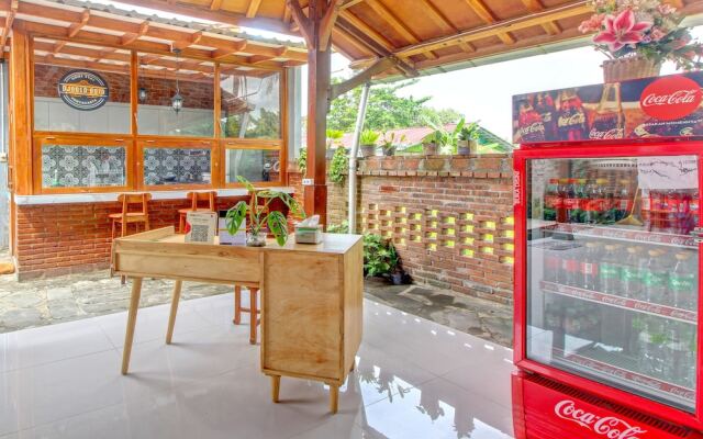 OYO 92606 Djoglo Boto Homestay Syariah