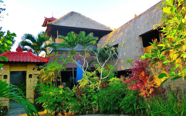 Aahh Bali Bed and Breakfast