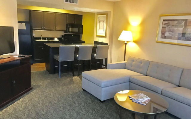Chase Suites Hotel Brea-Fullerton