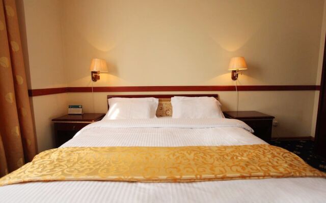 Hotel Gulistan tour