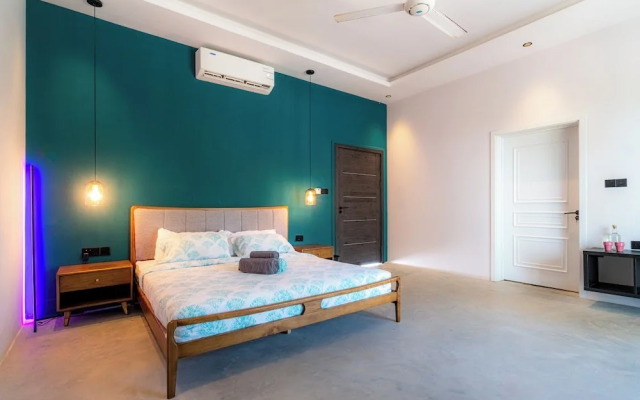 V Hotel In Paje