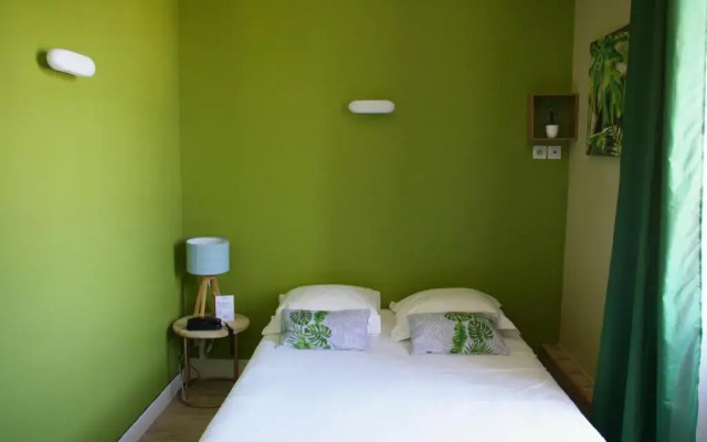 Queen Serenity Hotel